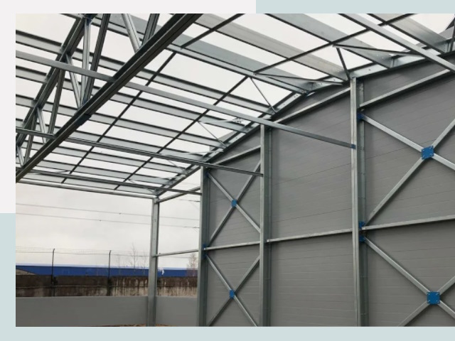 Каркасные ангары от СтальСтрой-Ксп по цене от 611 руб.