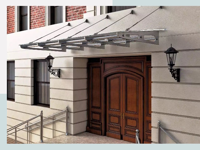 Металлические козырьки от 611 руб. в Каспийске