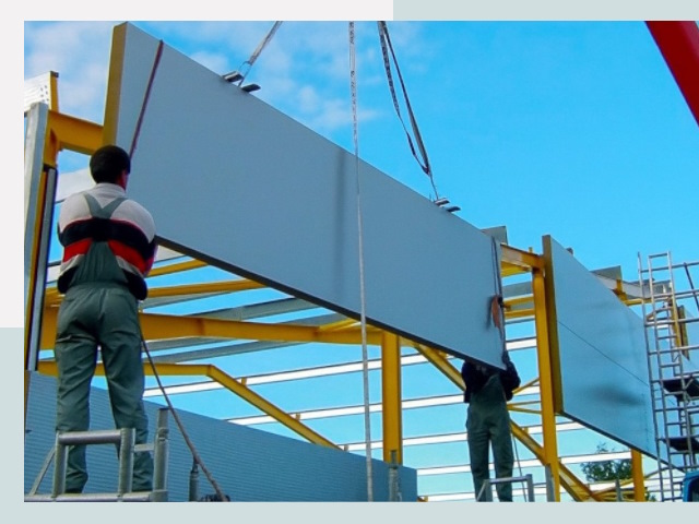 Монтаж сэндвич-панелей в Каспийске от 611 руб.